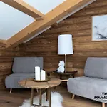 Appartement L'ourse Bleue - Penthouse Intimiste Avec Sauna Au Coeur De Moriond Mae-5814 *